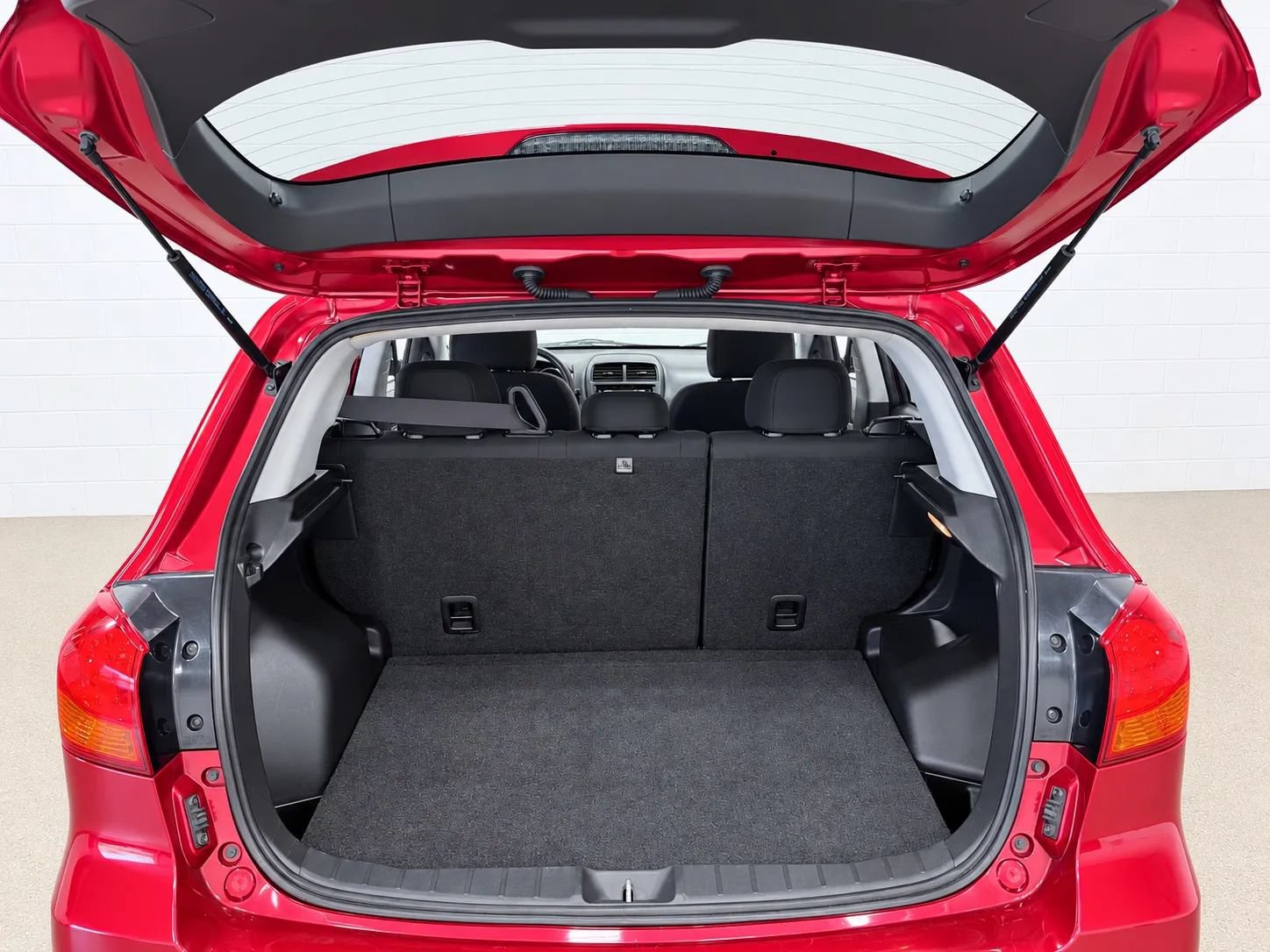 Used 2019 Mitsubishi Outlander Sport SE AWD/4WD image 29