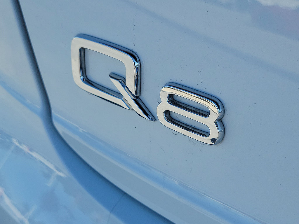 Used 2022 Audi Q8 Premium Plus w/ Premium Plus Package AWD/4WD image 7