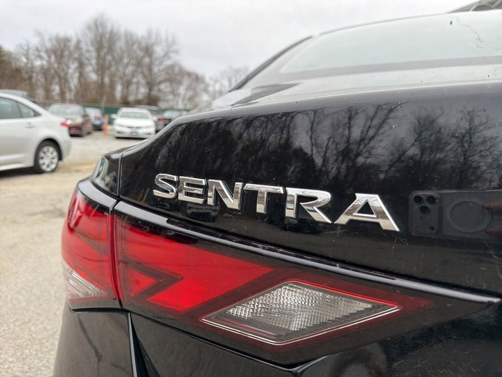 Used 2025 Nissan Sentra SV image 14