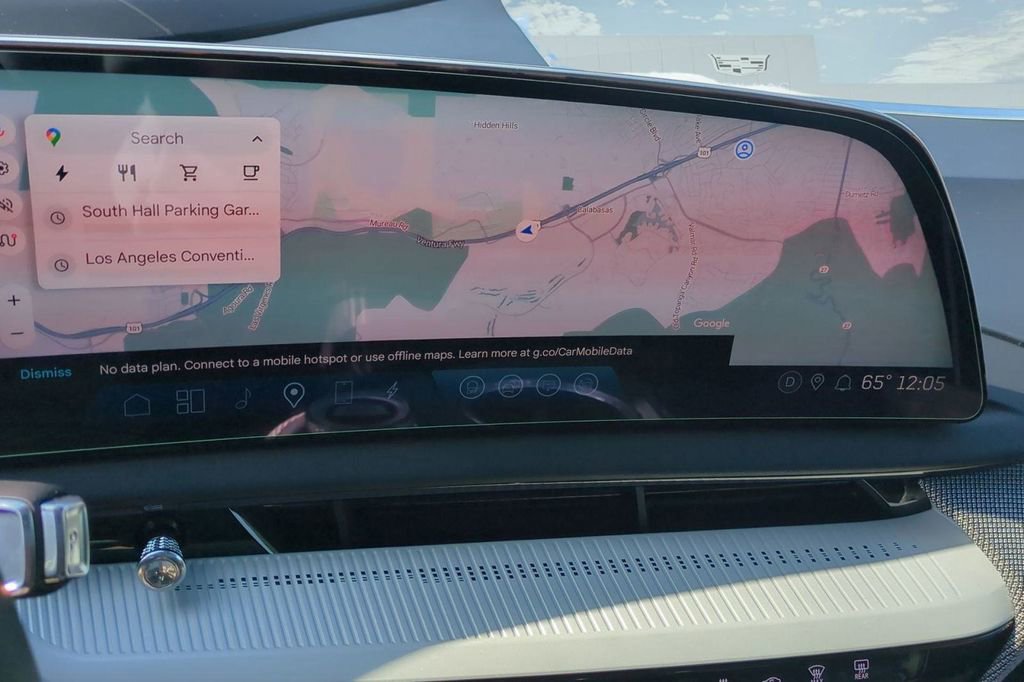 New 2025 Cadillac Optiq Sport 2 w/ LPO, Floor Liner Package image 20