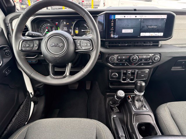 Used 2024 Jeep Wrangler Unlimited w/ Convenience Group AWD/4WD image 24