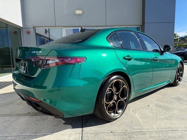 New 2025 Alfa Romeo Giulia w/ Driving Assist Package image 3