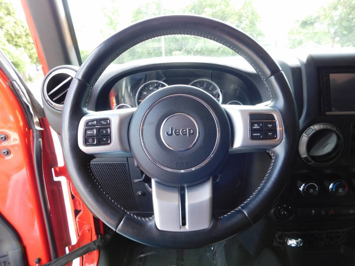 Used 2018 Jeep Wrangler Unlimited Sport image 8