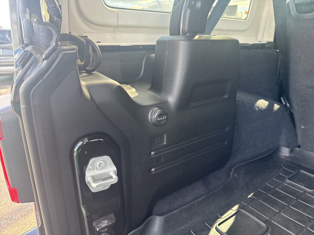 Used 2021 Jeep Wrangler Unlimited Sahara image 46