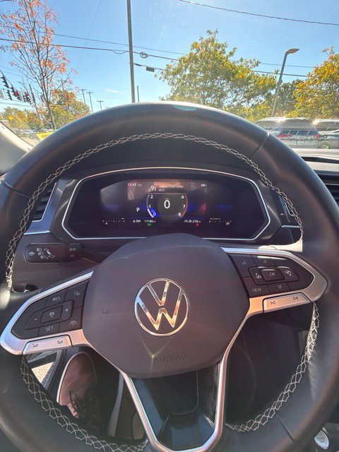 Used 2023 Volkswagen Tiguan SE w/ Panoramic Sunroof Package AWD/4WD image 20