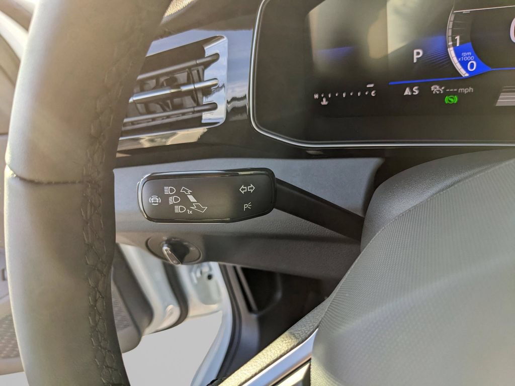 New 2026 Volkswagen Jetta SE FWD image 29
