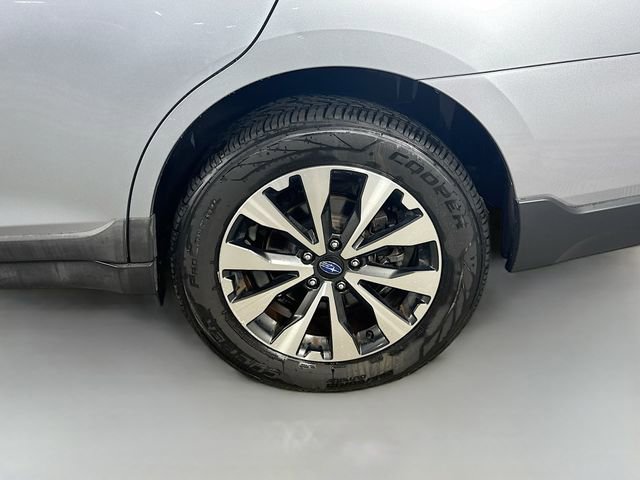 Used 2015 Subaru Outback 3.6R Limited image 37