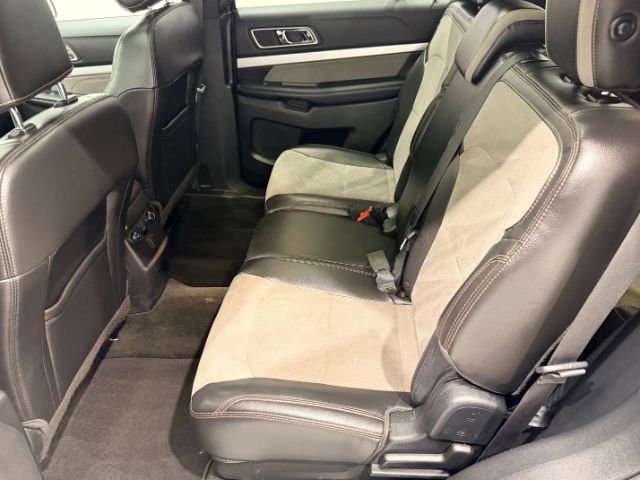 Used 2017 Ford Explorer XLT w/ Equipment Group 202A image 21