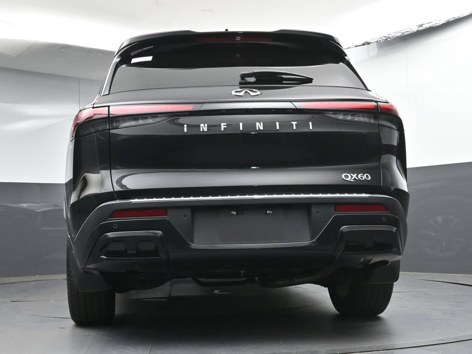 Used 2023 INFINITI QX60 Luxe w/ Cargo Package FWD image 29