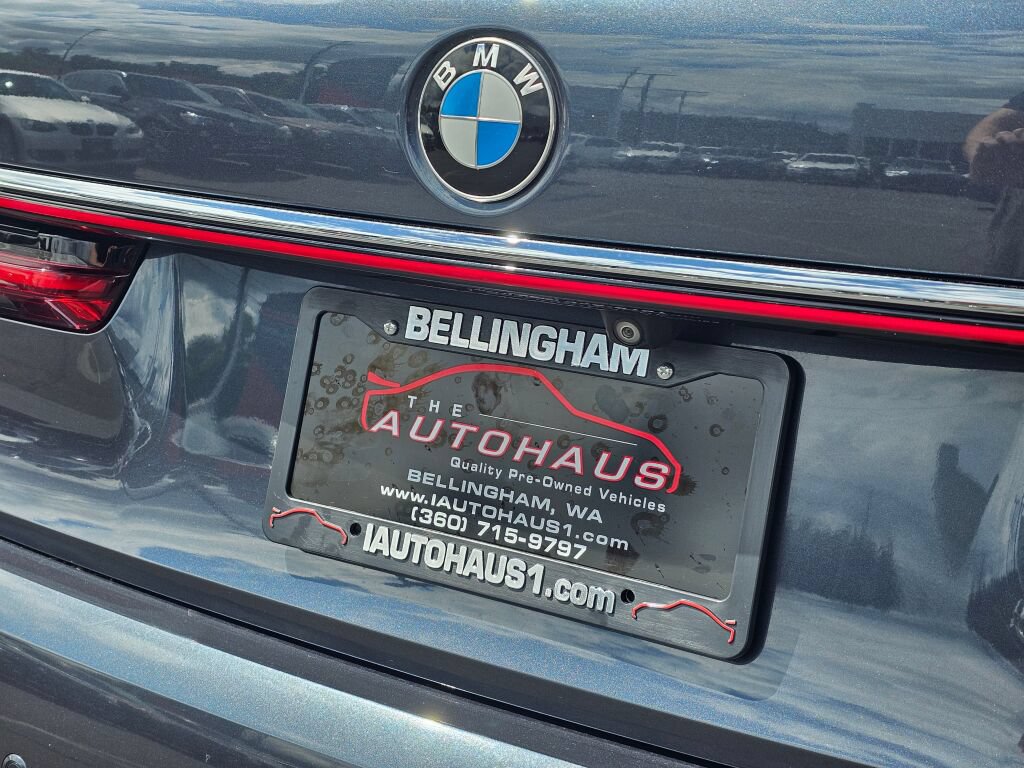 Used 2020 BMW 740i w/ Premium Package RWD image 14