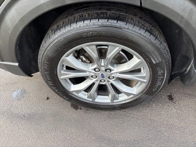 Used 2022 Ford Explorer XLT w/ Equipment Group 202A image 47