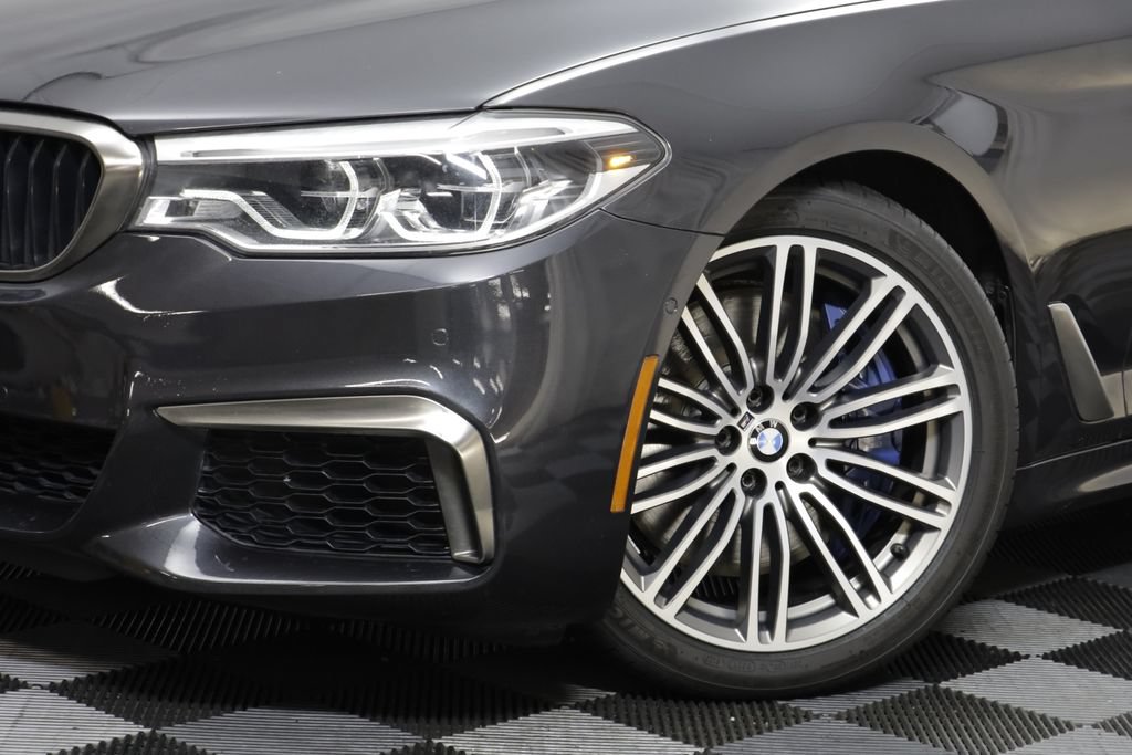 Used 2018 BMW M550i xDrive AWD/4WD image 3