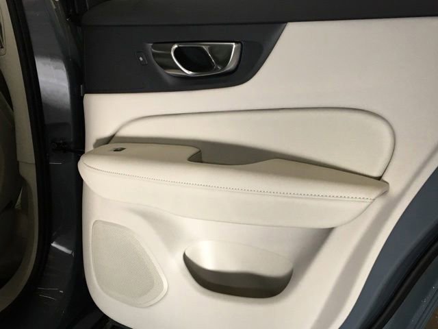 New 2024 Volvo S60 T8 Plus w/ Climate Package image 30