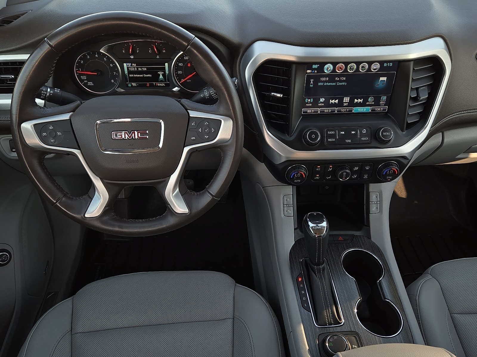 Used 2019 GMC Acadia SLT FWD image 13