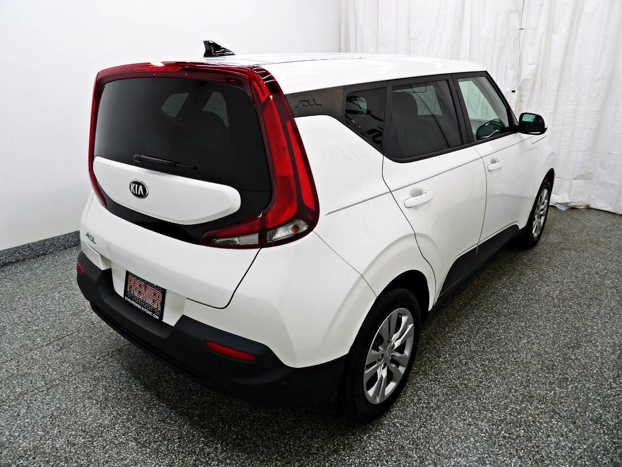 Used 2020 Kia Soul LX FWD image 6