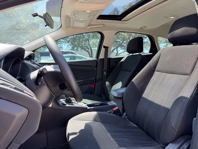 Used 2018 Ford Focus SEL FWD image 7