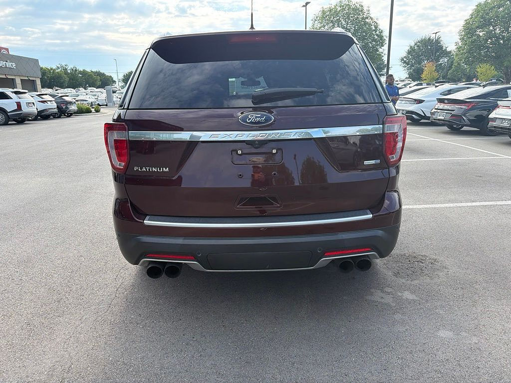 Used 2018 Ford Explorer Platinum AWD/4WD image 8