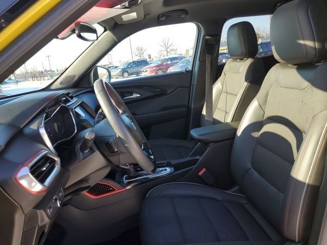Used 2023 Chevrolet TrailBlazer RS w/ Sun and Liftgate Package image 5