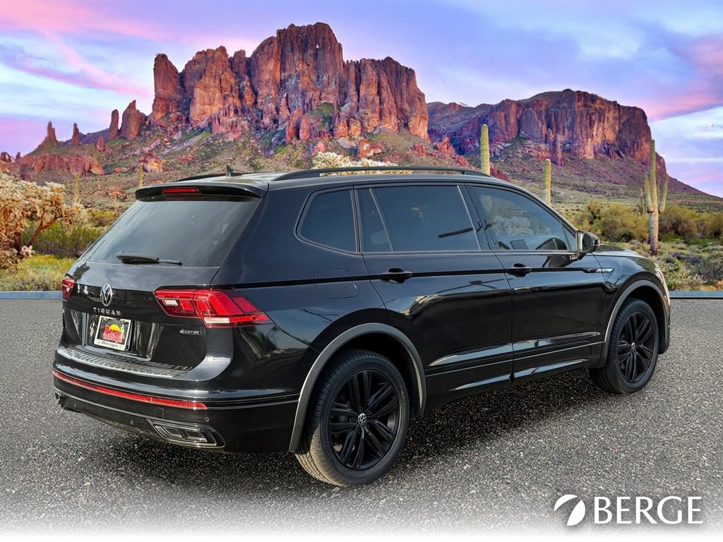 Used 2022 Volkswagen Tiguan SE R-Line AWD/4WD image 7