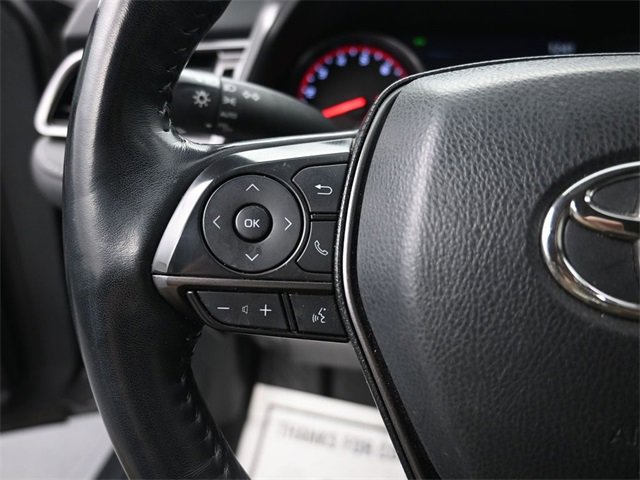 Used 2022 Toyota Camry XSE image 17