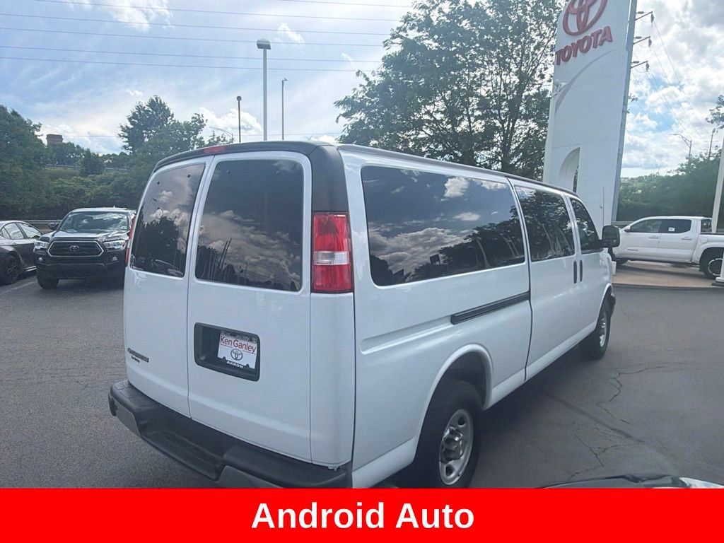 Used 2025 Chevrolet Express 3500 LT w/ LT Preferred Equipment Group RWD image 7