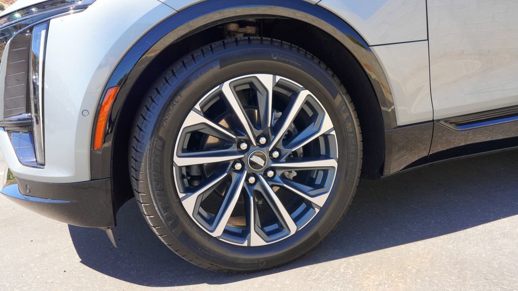 Certified 2024 Cadillac Lyriq Sport AWD/4WD image 7
