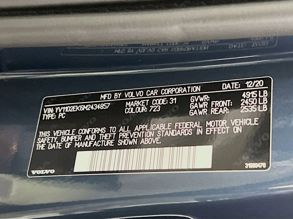 Used 2021 Volvo V60 T5 Momentum w/ Climate Package image 28