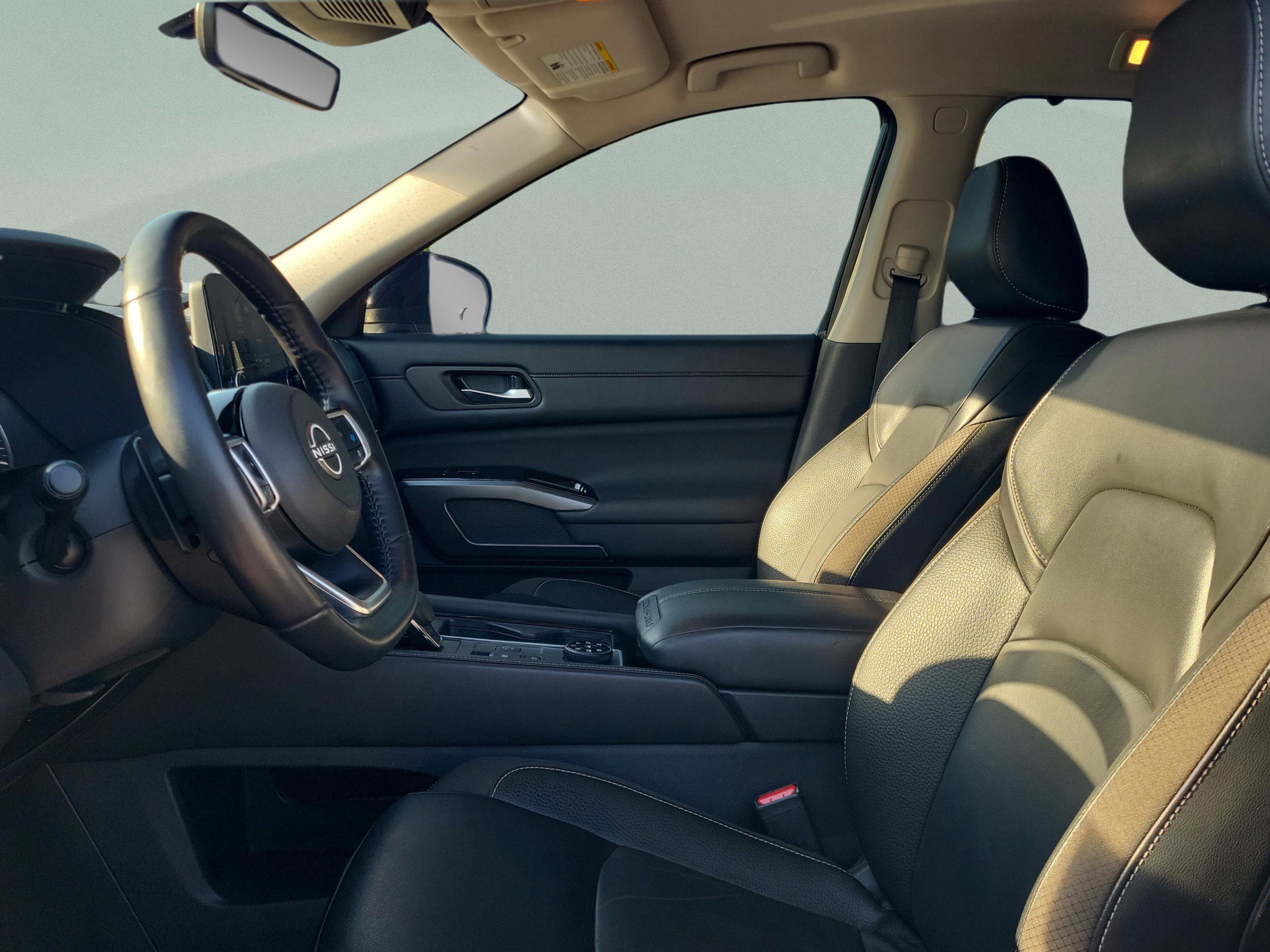Certified 2024 Nissan Pathfinder SL image 25