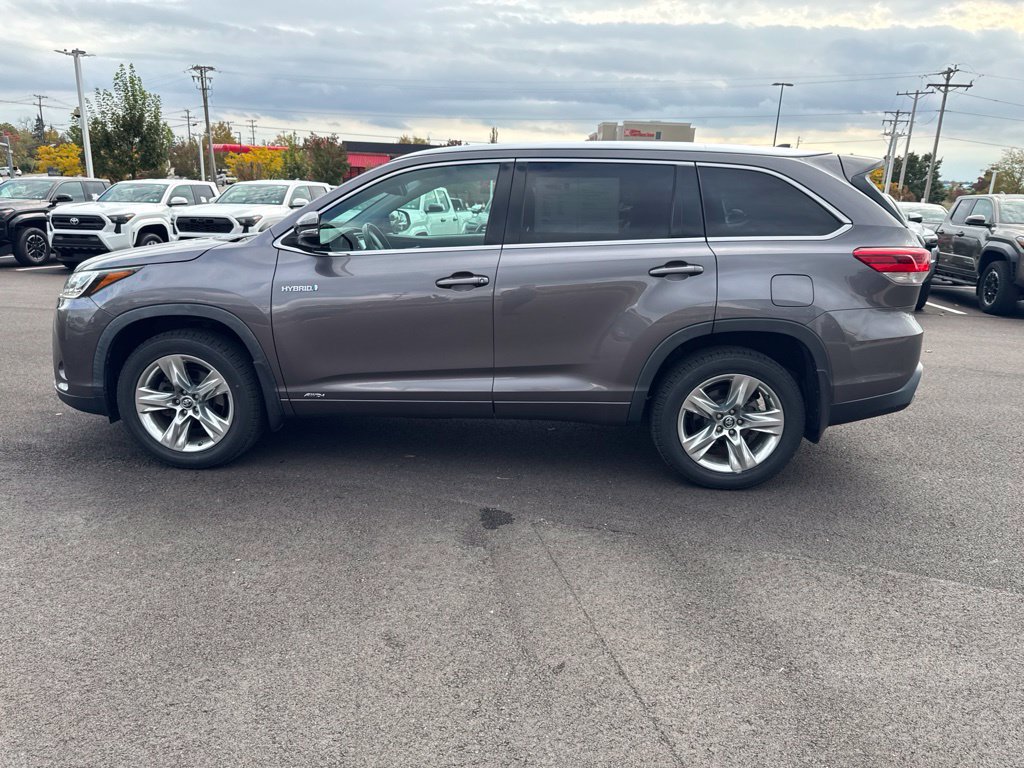 Used 2019 Toyota Highlander Limited AWD/4WD image 4