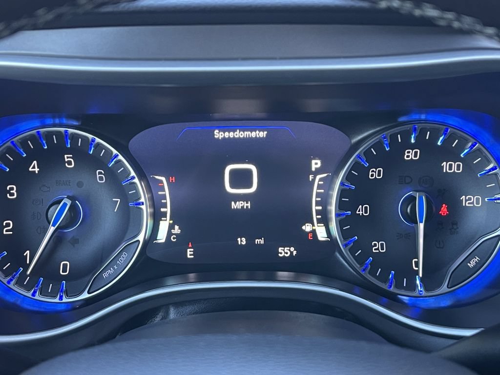 New 2026 Chrysler Voyager LX FWD image 34