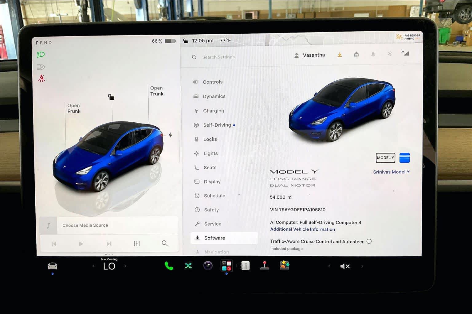 Used 2023 Tesla Model Y AWD image 23