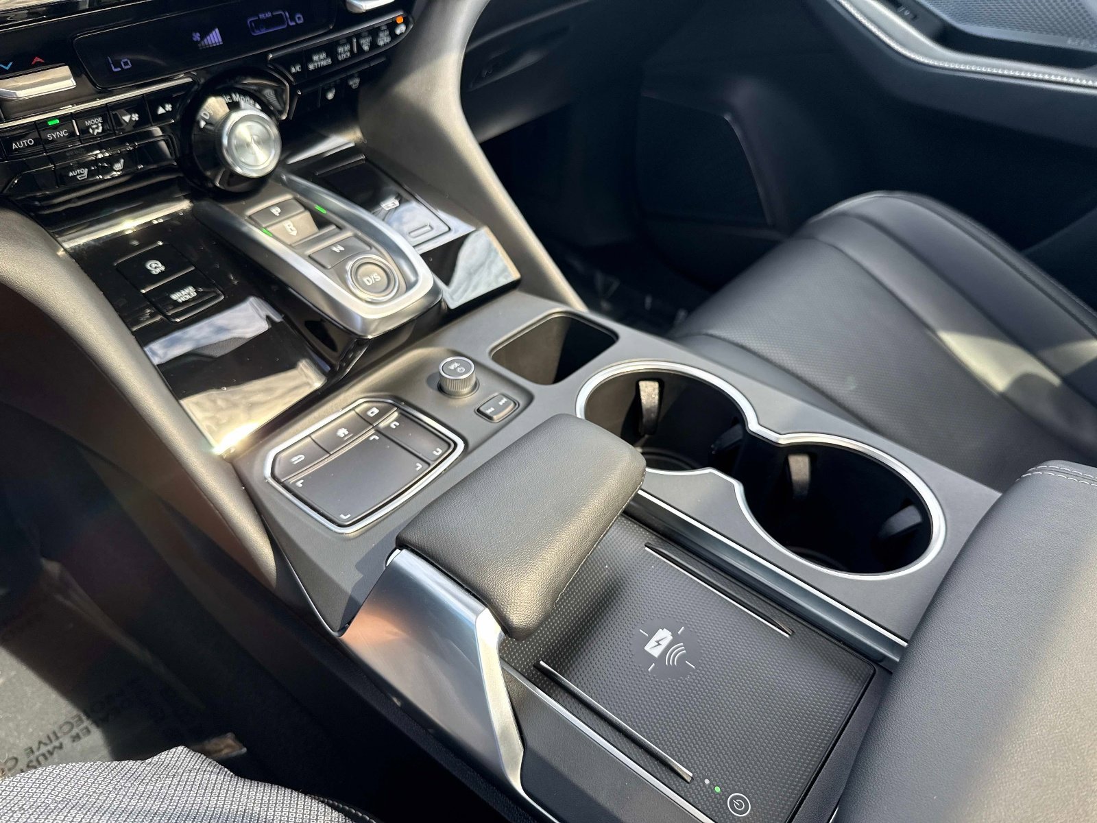 Certified 2024 Acura MDX FWD w/ Technology Package image 23