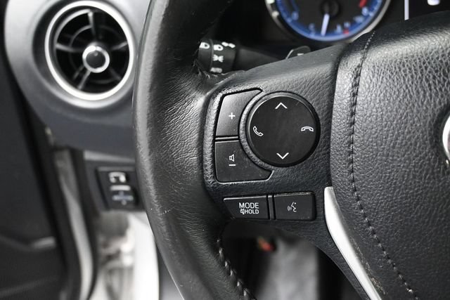 Used 2017 Toyota Corolla SE FWD image 17