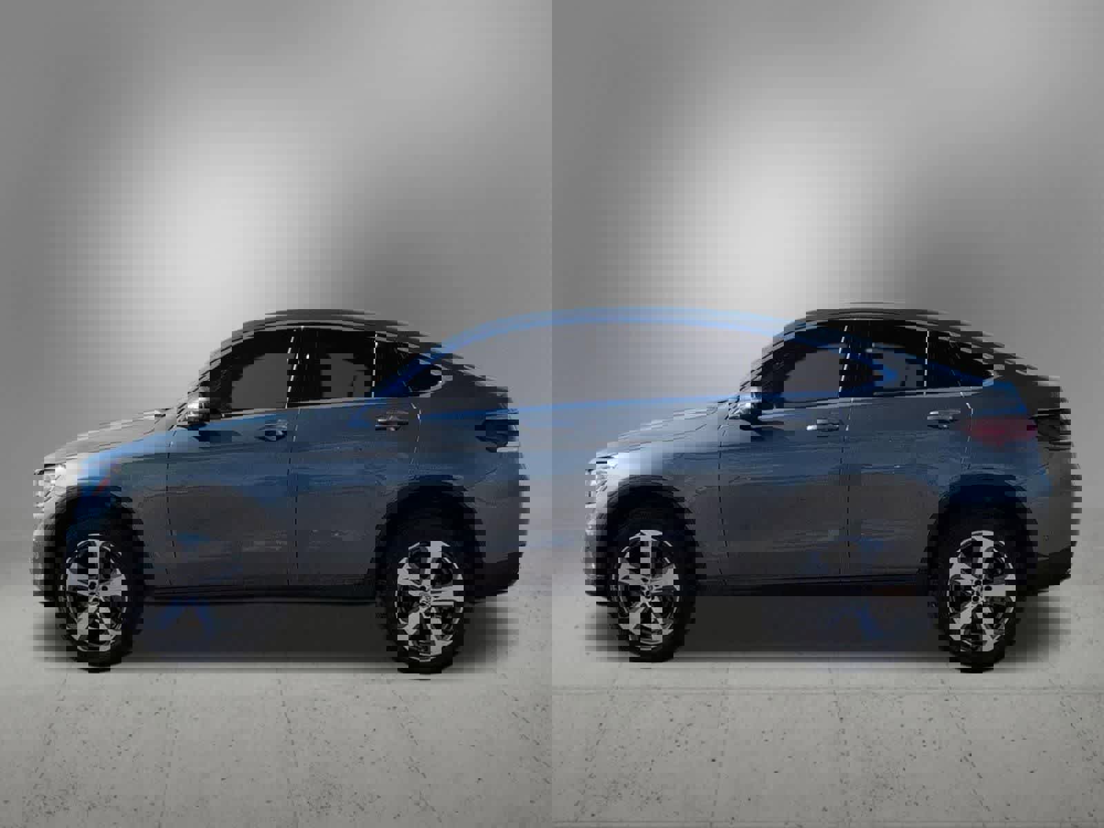 Used 2022 Mercedes-Benz GLC 300 4MATIC Coupe image 3