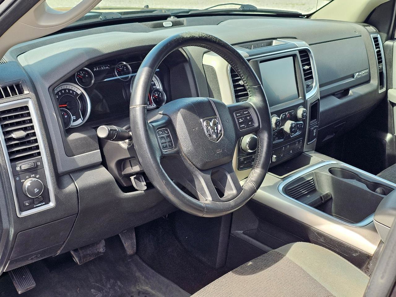 Used 2016 RAM 1500 Big Horn image 34