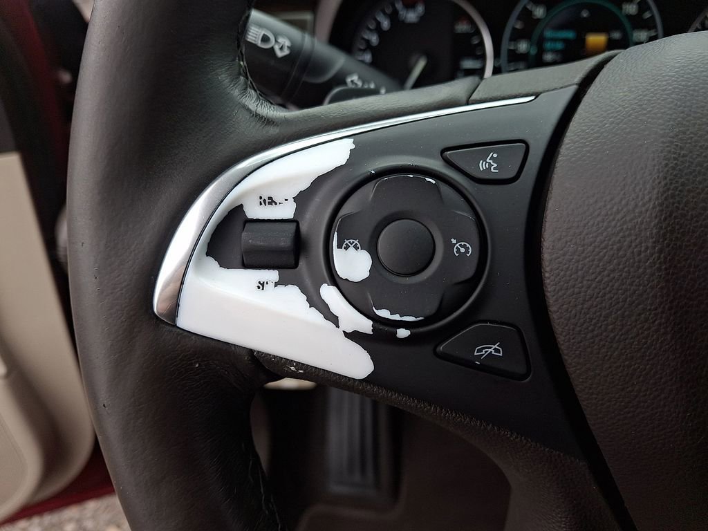 Certified 2019 Buick LaCrosse Essence w/ Sun and Shade Package image 21