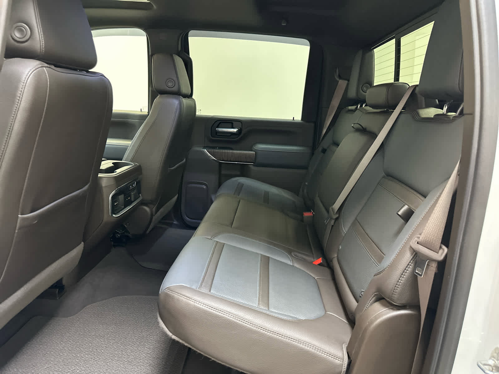 Used 2023 GMC Sierra 3500 Denali w/ Denali Ultimate Package AWD/4WD image 19