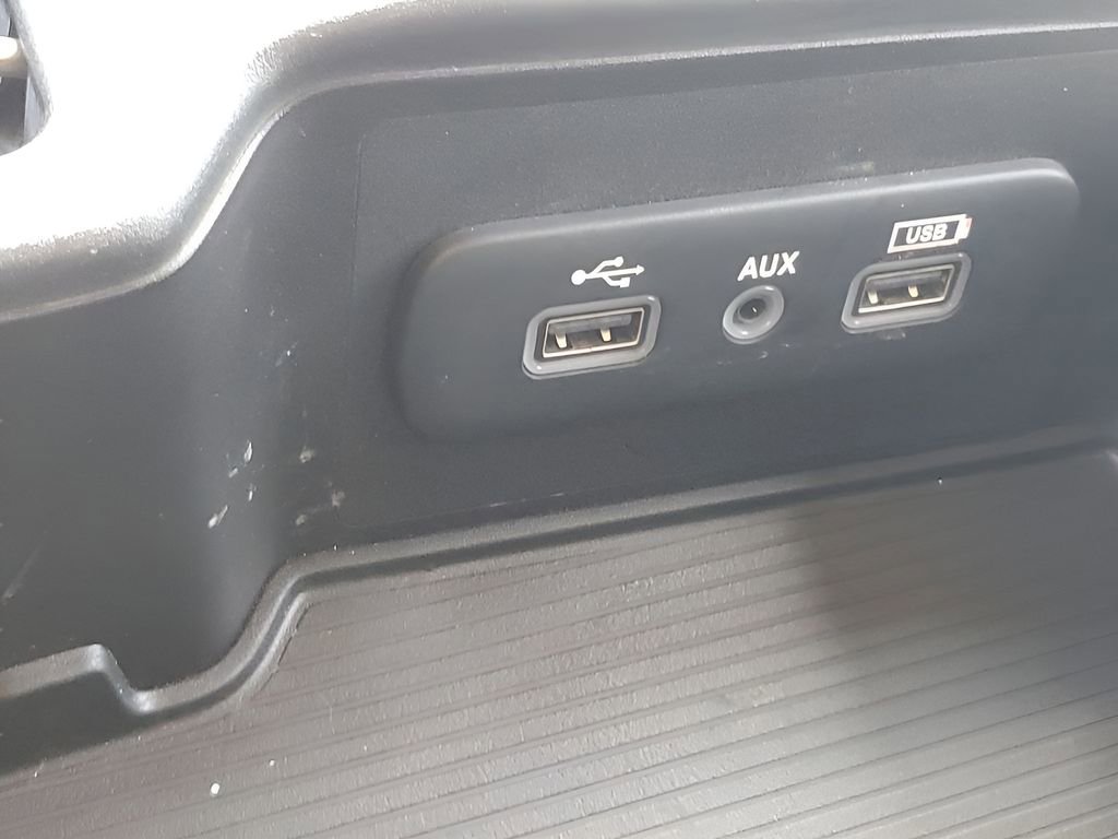 Used 2019 RAM 1500 Express w/ Express Value Package image 31