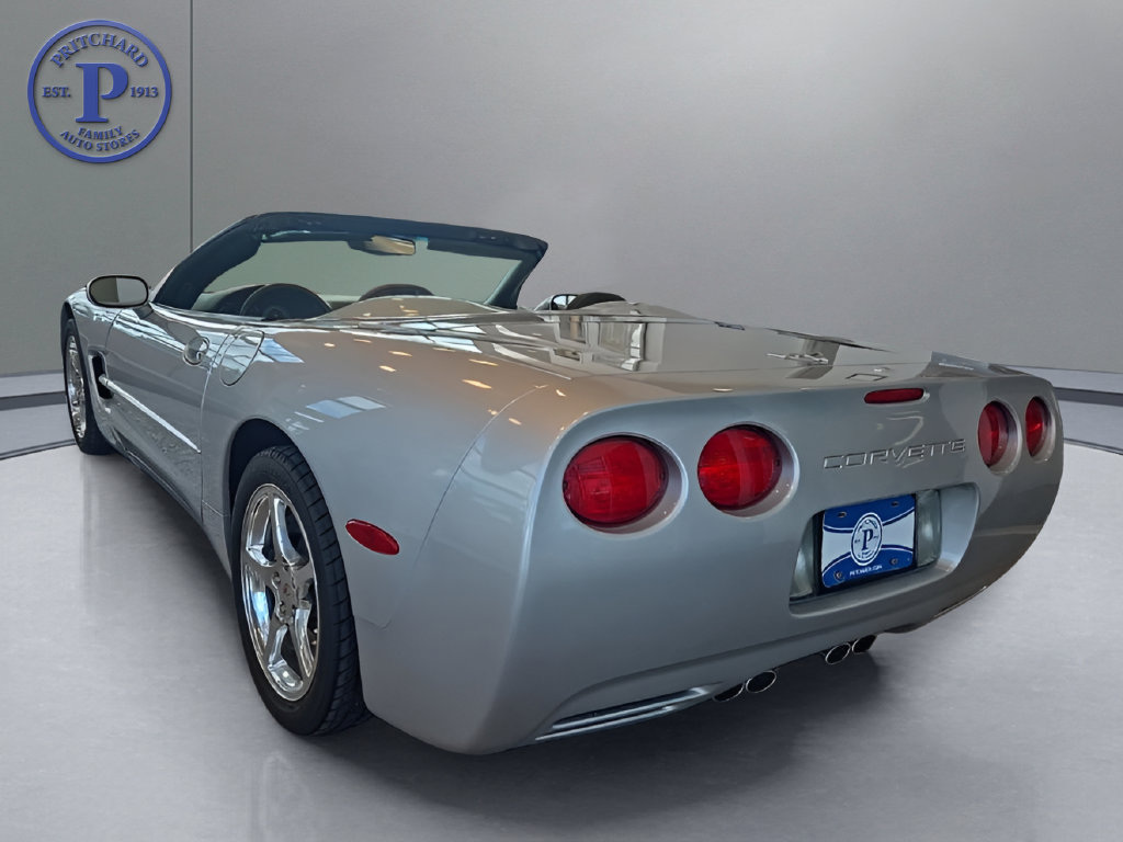 Used 2003 Chevrolet Corvette Convertible RWD image 5