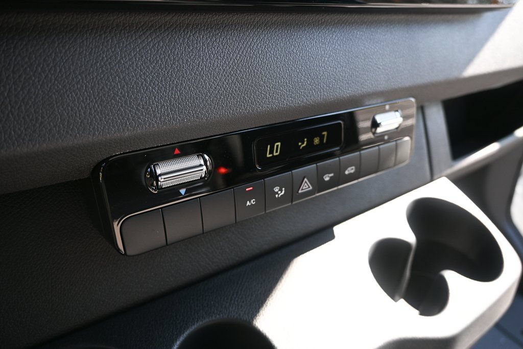 Used 2026 Mercedes-Benz Sprinter 4500 image 15
