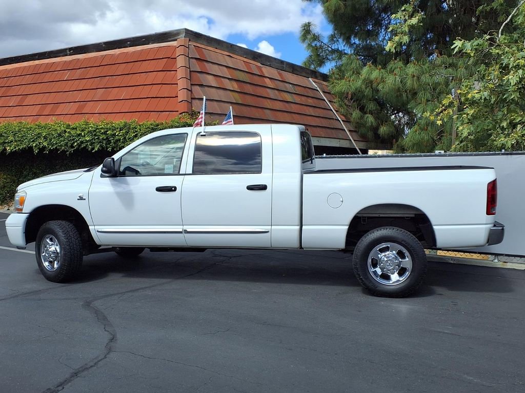 Used 2006 Dodge Ram 3500 Truck Laramie w/ Protection Group AWD/4WD image 3