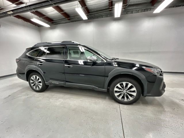 Used 2023 Subaru Outback Touring XT AWD/4WD image 9