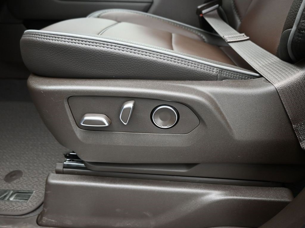 New 2026 GMC Sierra 1500 Denali image 9