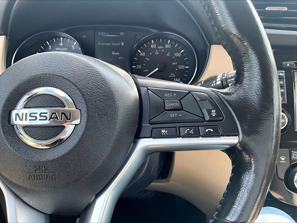 Used 2017 Nissan Rogue SL w/ SL Premium Package AWD/4WD image 17