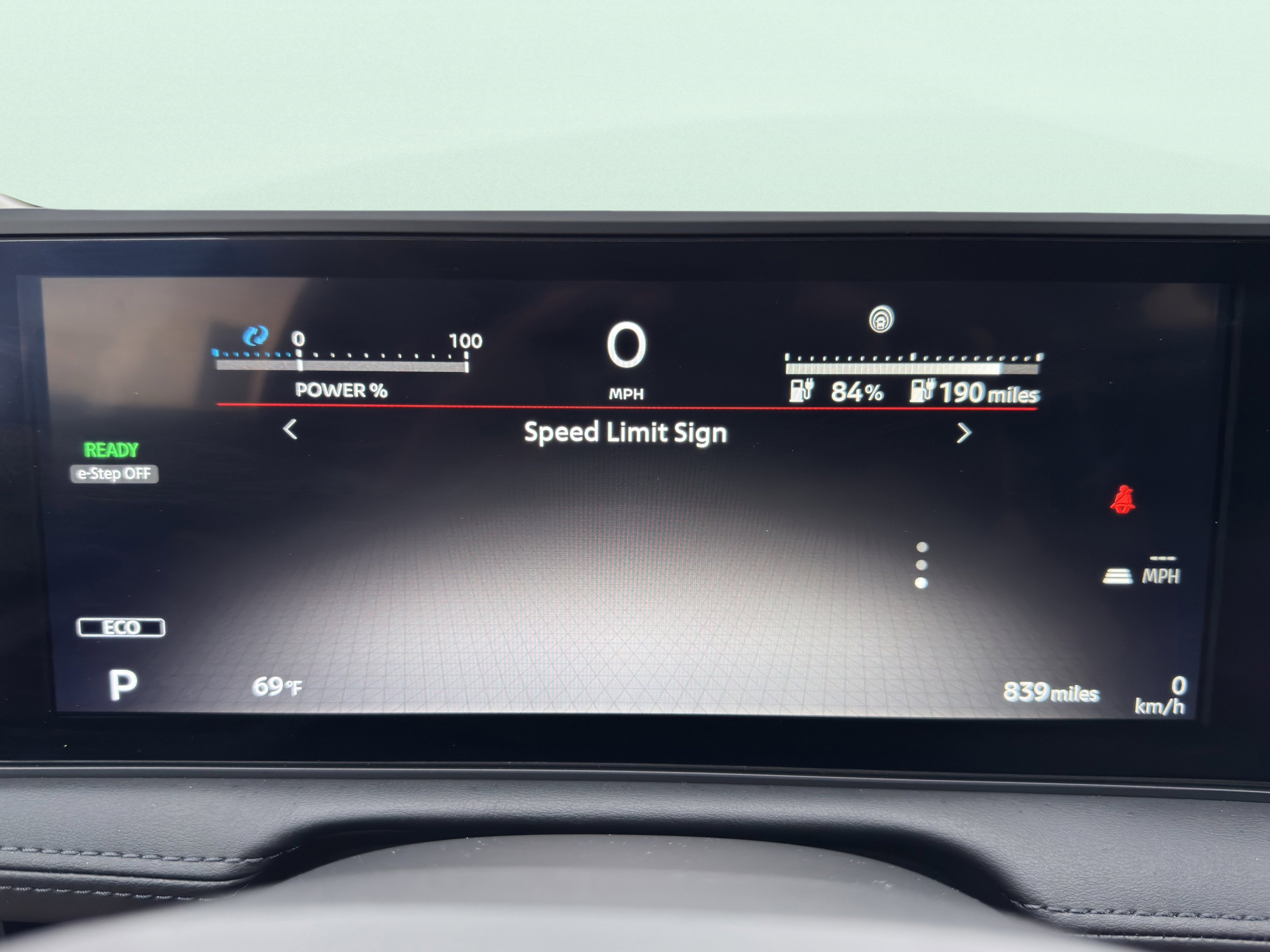 Used 2025 Nissan Ariya FWD image 80