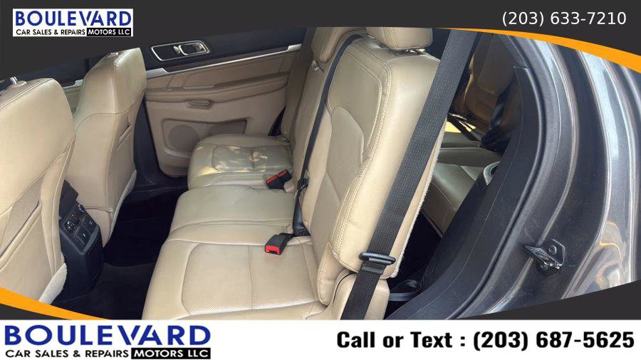 Used 2016 Ford Explorer Limited image 32