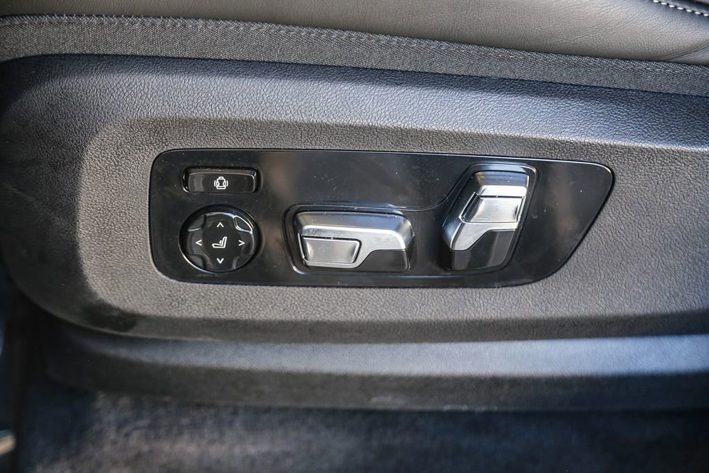 Certified 2024 BMW XM w/ M Driver's Package AWD/4WD image 18