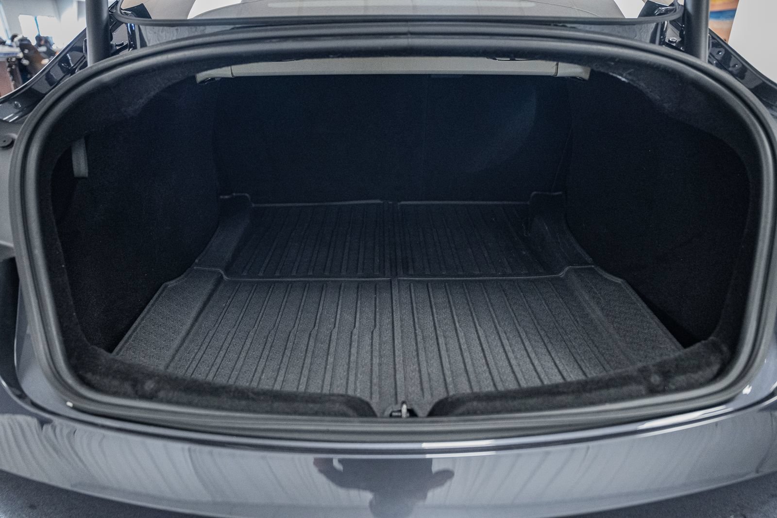 Used 2025 Tesla Model 3 Long Range RWD image 7