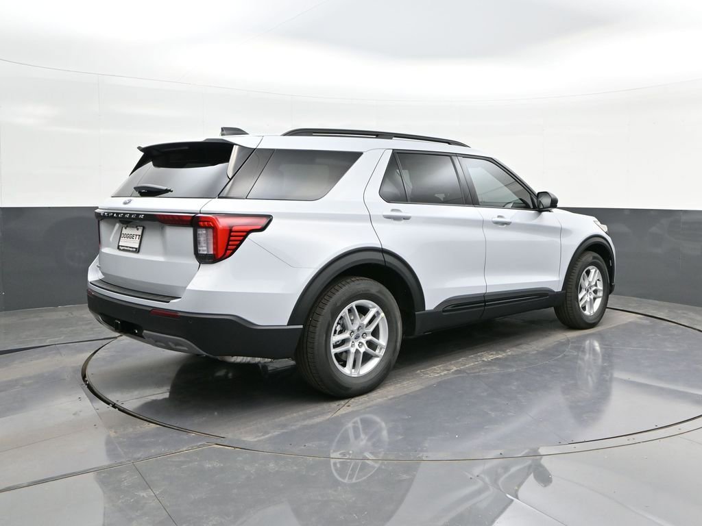 New 2026 Ford Explorer Active w/ Active Comfort Package RWD image 11