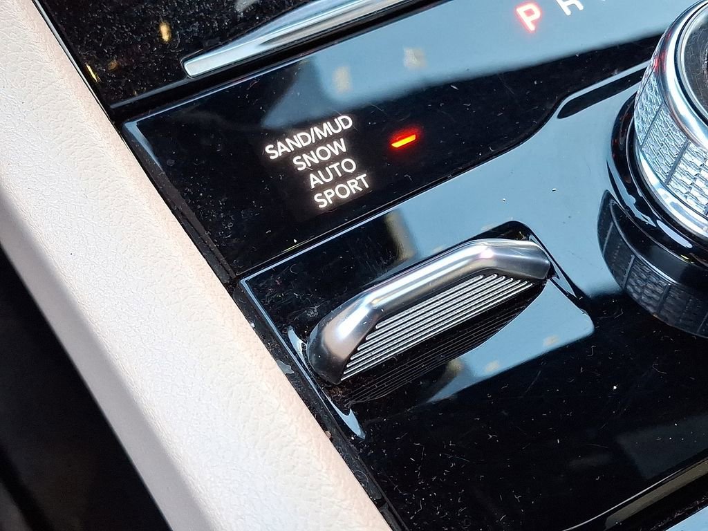 Used 2023 Jeep Grand Cherokee L Limited w/ Luxury Tech Group II image 25